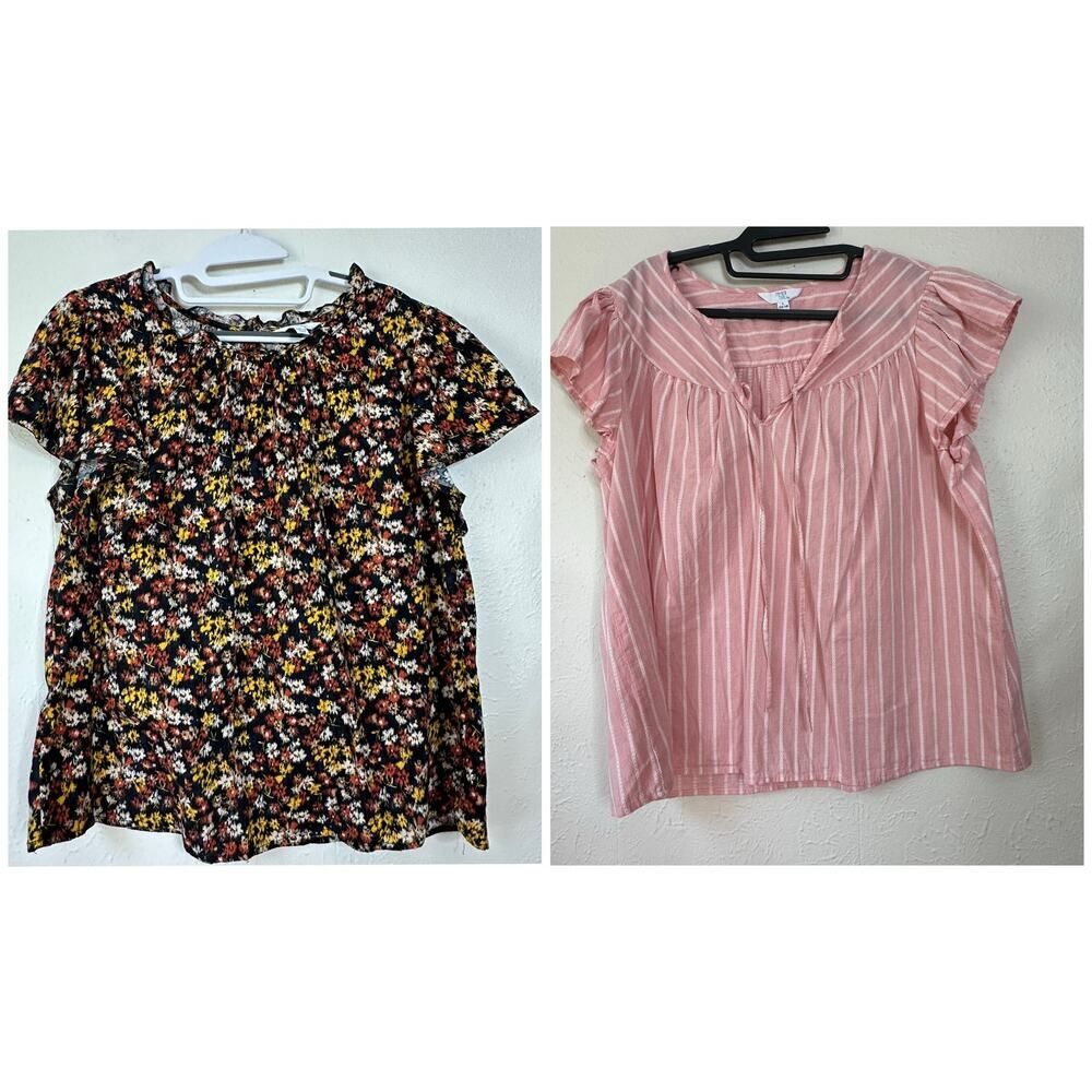 Time and Tru Women's Flutter Sleeve Blouse & Flutter Sleeve V Neck Tie - Large